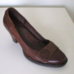 Born Womens Brown Leather Heel Pump - Size 6M